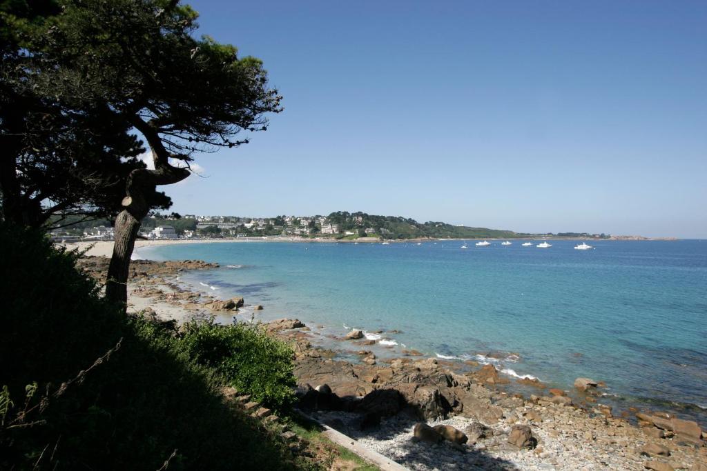 Grand Hotel Perros-Guirec Exteriör bild